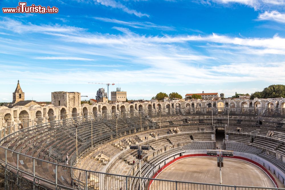 Immagine L'Arena e l'Anfiteatro romano di Arles in Provenza
