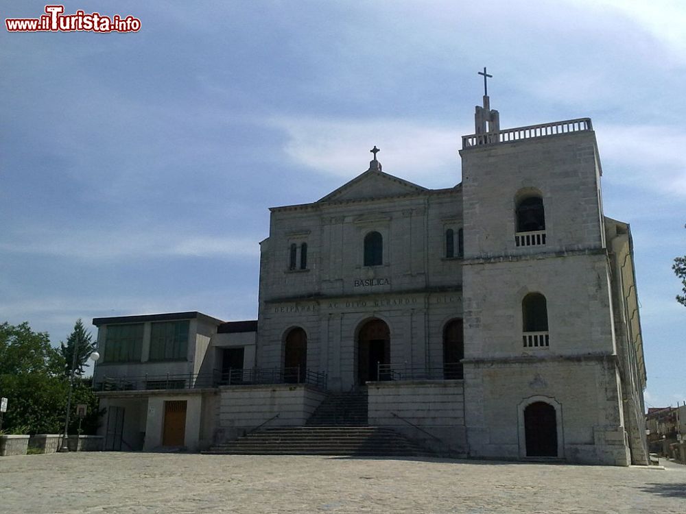 Immagine La Basilica di San Gerardo a Materdomini vicino a Caposele in provincia di Avellino  - © Gerrusson -CC BY-SA 3.0, Wikipedia