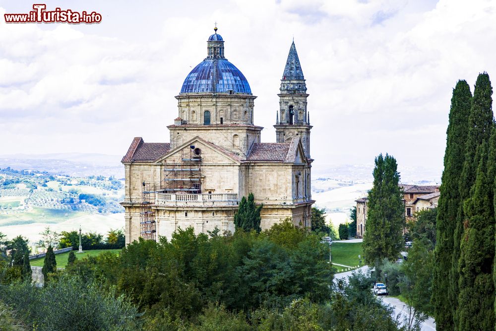 Immagine La bella chiesa di San Biagio a Montepulciano, Toscana, Italia. Ospita un prezioso dossale marmoreo posto dietro l'altare maggiore dove si trova un affresco "miracoloso".