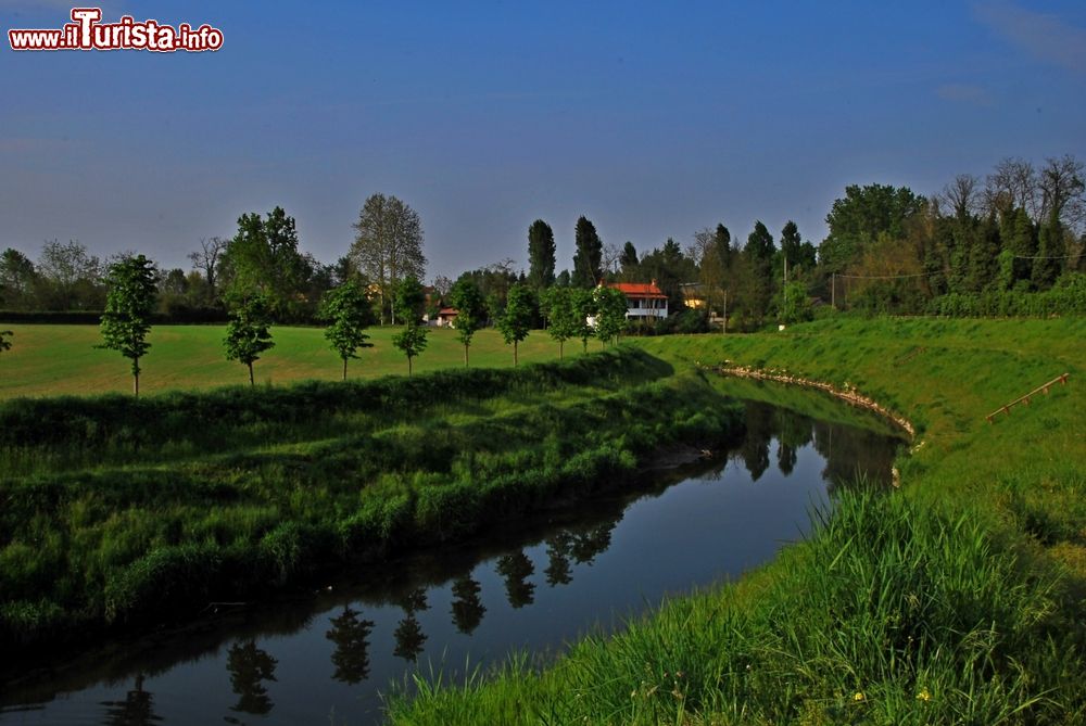Immagine La campagna del sud-est di Milano vicino a San Donato Milanese in Lombardia