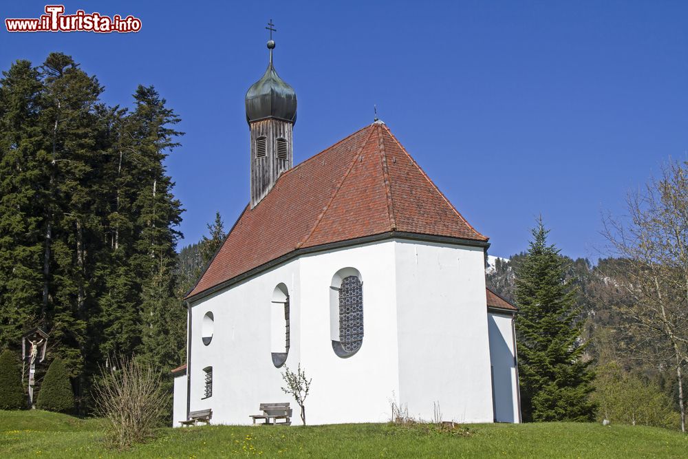 Immagine La Cappella degli Appestati a Wackersberg, Bad Tolz, Germania.
