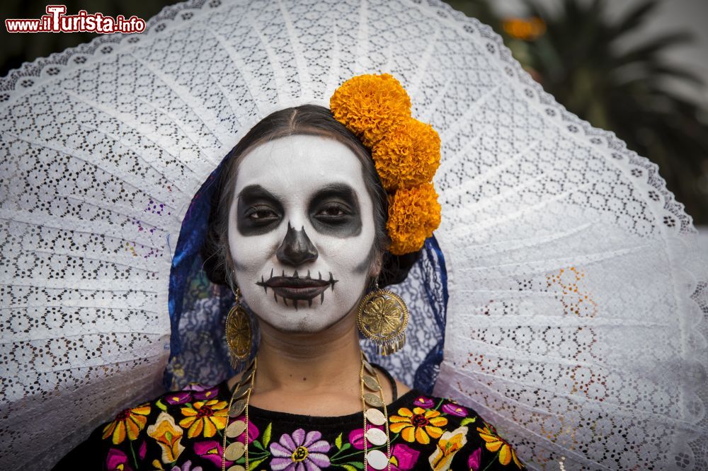 Immagine La Catrina è la figura tipica del Día de Muertos, crata alla fine del XIX secolo da un litografo messicano.