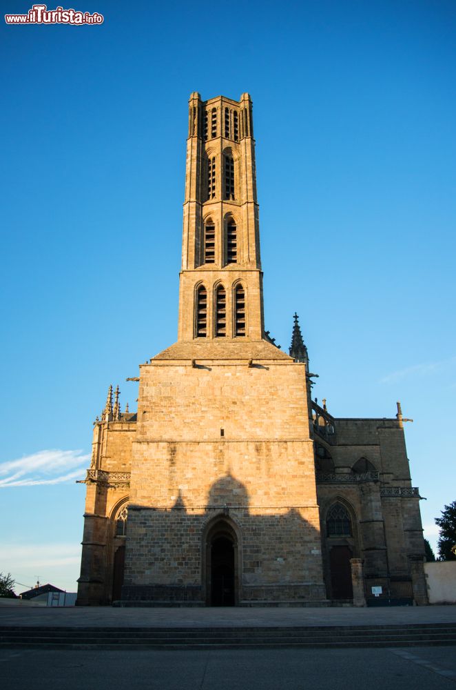 Immagine La cattedrale di Limoges (intitolata a Santo Stefano) in una giornata di sole, Francia.