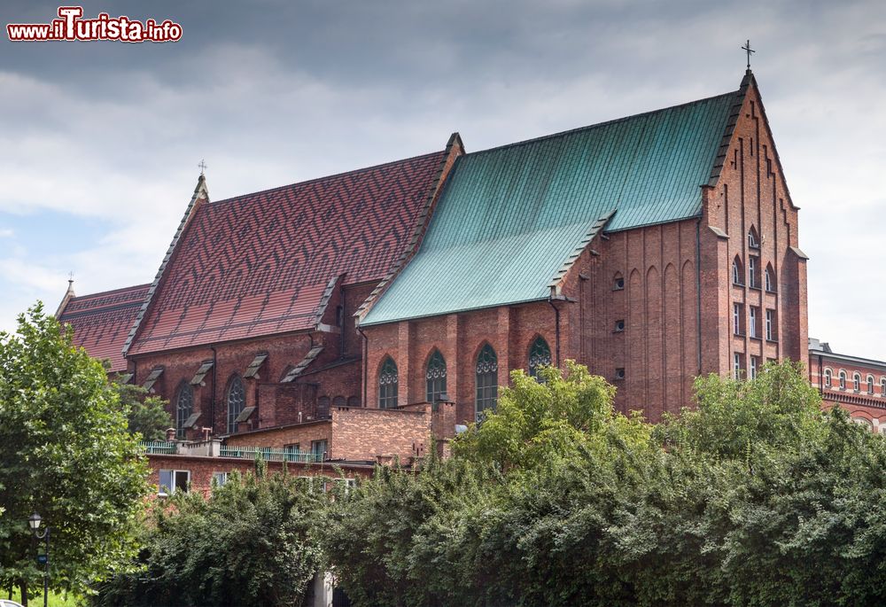 Immagine Lo splendido edificio di una chiesa di Oświęcim (Polonia), la città conosciuta anche con il nome tedesco di Auscwitz.