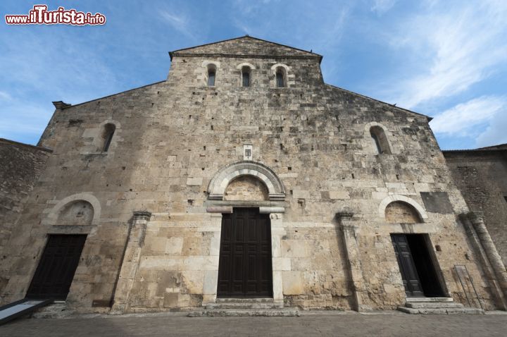 Immagine La Cattedrale medievale di Agnani, la città in provincia di Frosinone nel Lazio - © Claudio Giovanni Colombo / Shutterstock.com