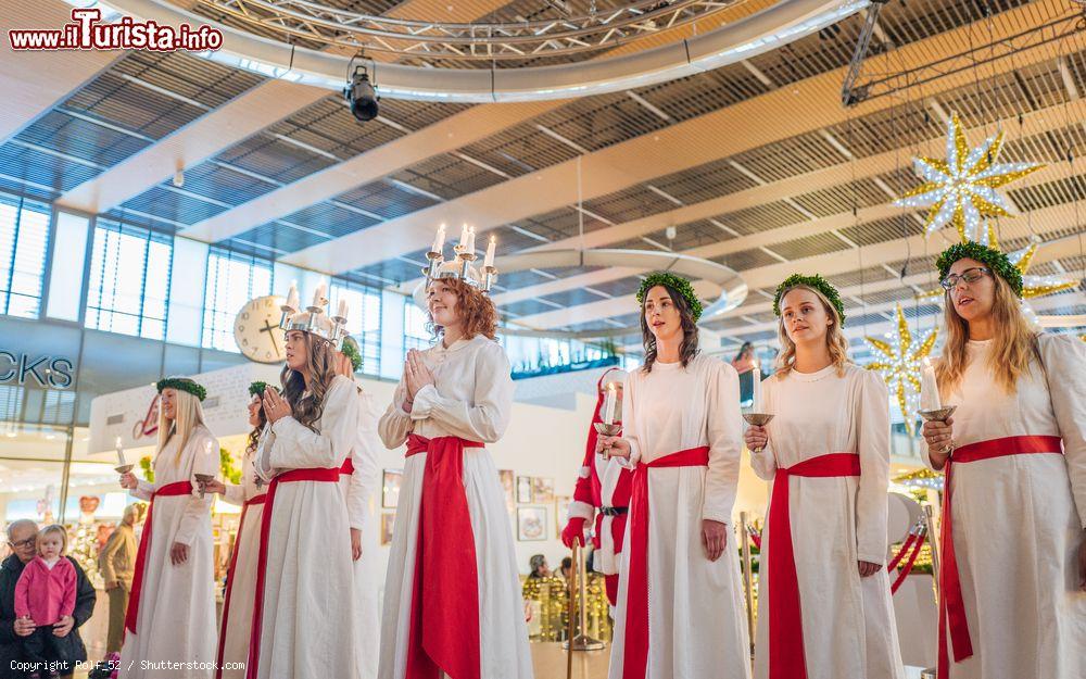 Immagine La celebrazione di Santa Lucia a Norrkoping, Svezia. Dopo il Natale, questa ricorrenza è una delle più care agli svedesi - © Rolf_52 / Shutterstock.com