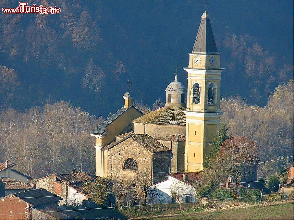 Immagine La Chiesa dei Santi Timoteo e Sinforiano a Caminata, frazione di Alta Val Tidone - © Terensky, CC BY 3.0, Wikipedia