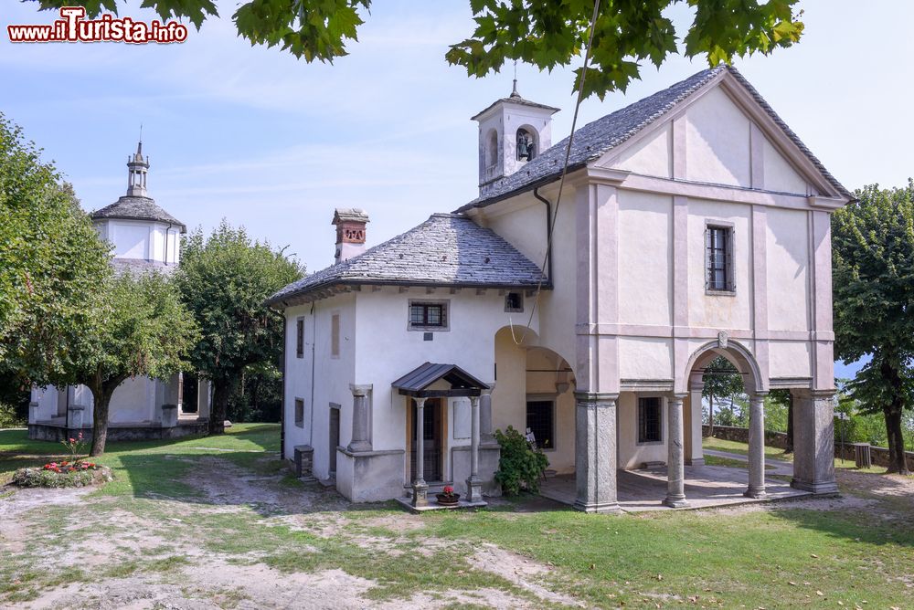 Immagine La Chiesa del Santuario di Ghiffa, Lago Maggiore (Piemonte)