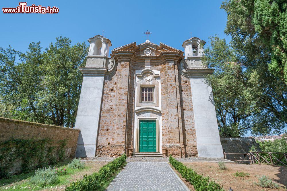 Immagine La chiesa della Madonna del Monte a Sutri, Lazio - © Stefval / Shutterstock.com