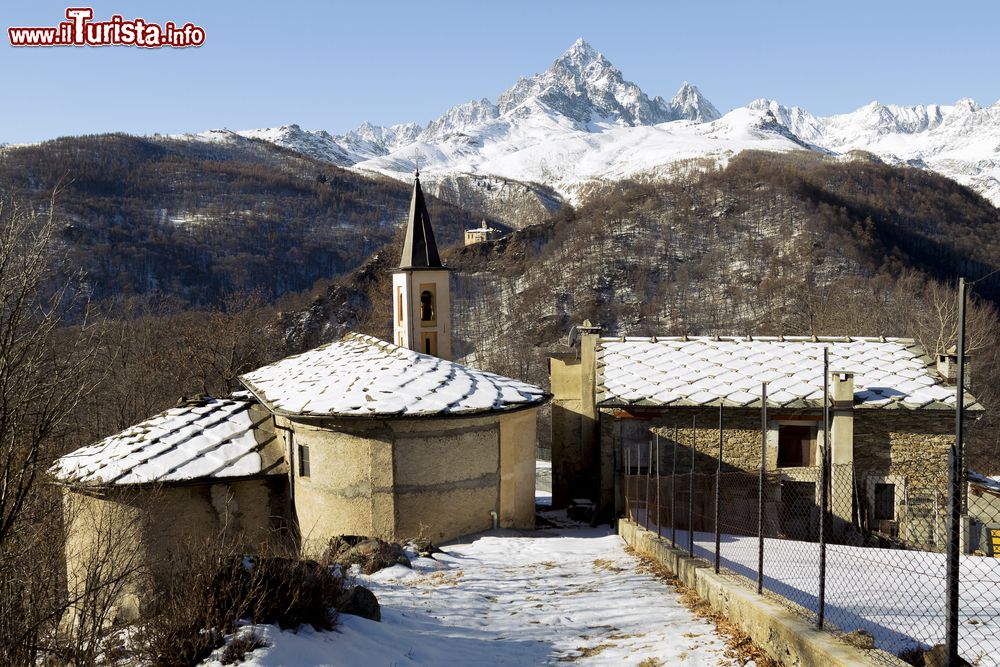 Immagine La chiesa di Ciampagna, vicino ad Ostana in Piemonte