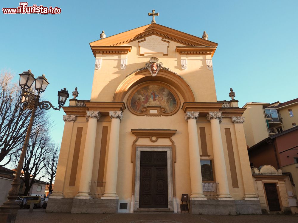 Immagine La Chiesa di San Cassiano Martire a Grugliasco, hinterland di Torino, Piemonte