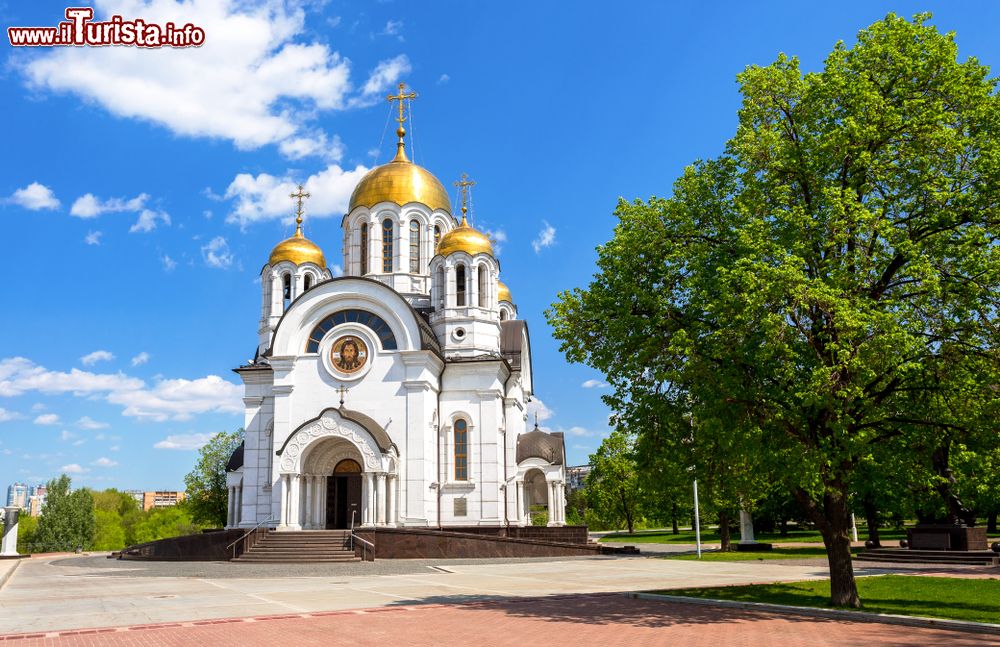 Immagine La chiesa luterana di San Giorgio a Samara in Russia. La sua costruzione nel XIX° secolo è stata resa possibile grazie alle donazioni del mercante russo Egor Annaev.