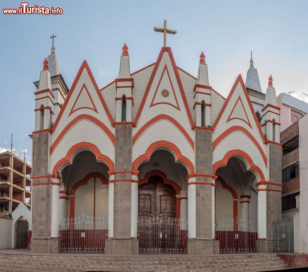 Immagine La chiesa di San Juan Bautista a Puno, Perù.