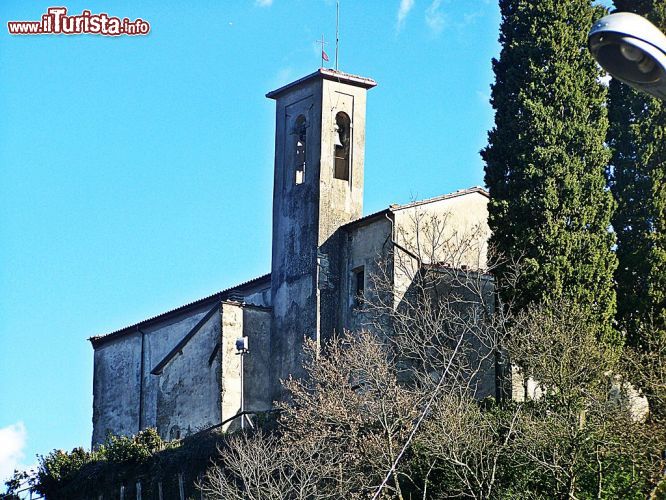 Immagine La chiesa di San Michele a Luicciana, frazione Comune di Cantagallo in Toscana - © Massimilianogalardi - CC BY-SA 3.0 - Wikipedia