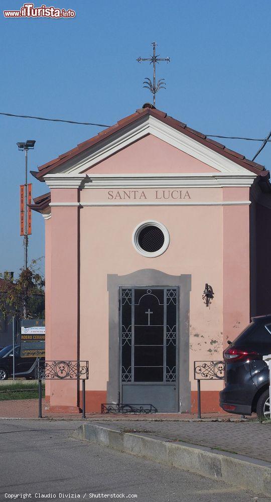 Immagine La chiesa di Santa Lucia a Montà d'Alba nel Roero, provincia di Cuneo (Piemonte) - © Claudio Divizia / Shutterstock.com