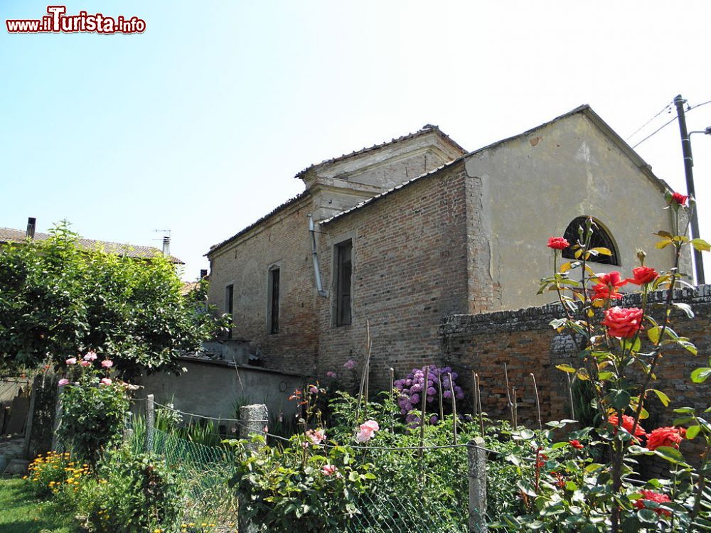 Immagine La chiesa di Santa Maria delle Grazie al Cambio a Villadose in Veneto