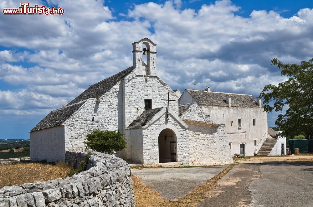 Immagine La chiesa di Santa Maria di Barsento vicino a Noc in Puglia