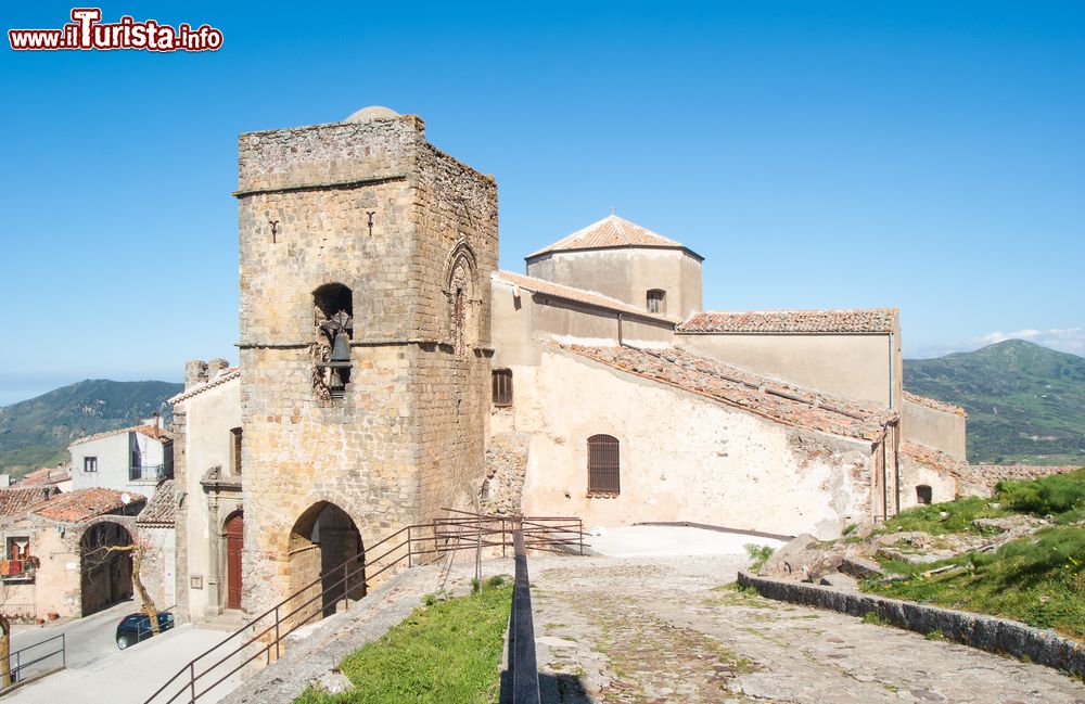 Immagine La Chiesa Madre dedicata a S. Giorgio Martire a San Mauro Castelverde in Sicilia