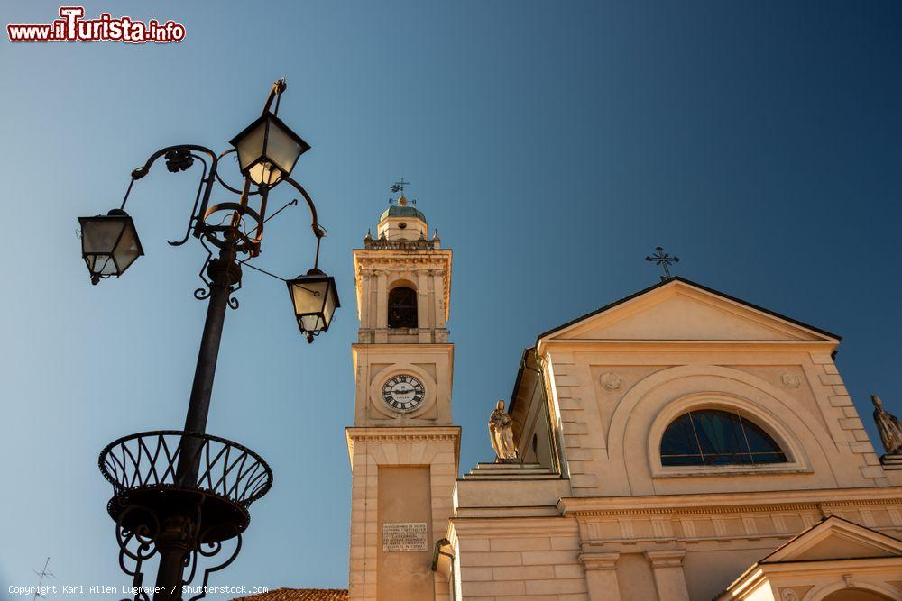 Immagine La chiesa Parrcocchiale di Brescello, il paese di Don Camillo e Peppone - © Karl Allen Lugmayer / Shutterstock.com