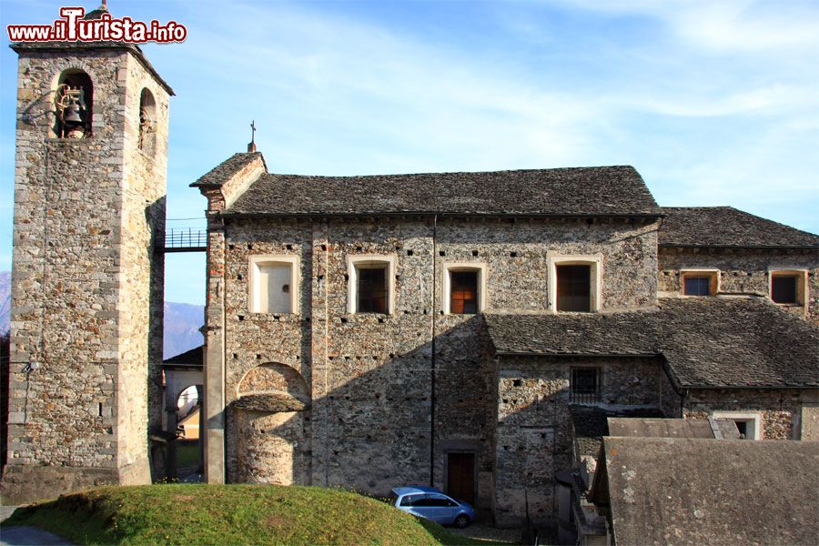 Immagine La Chiesa Parrocchiale di  Quarna Sopra in Piemonte - © Alessandro Vecchi - CC BY-SA 3.0, Wikipedia