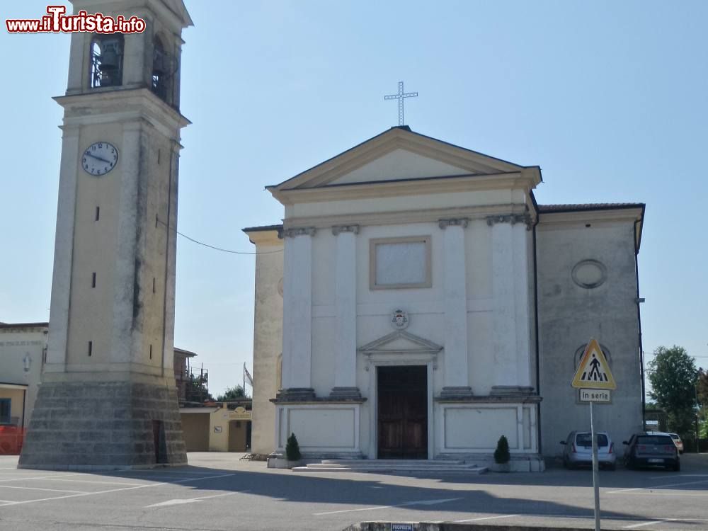 Immagine La chiesa Parrocchiale di Bressanvido in Veneto, provincia di Vicenza - © Pottercomuneo, CC BY-SA 4.0, Wikipedia