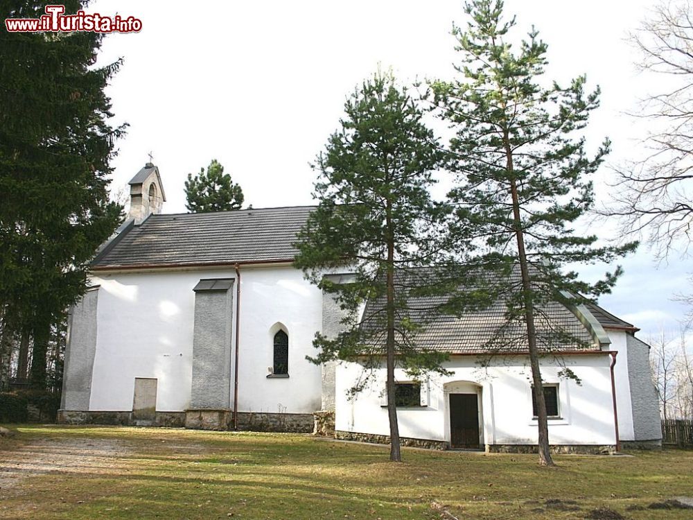 Immagine La chiesa Ulrichs kirche a Bad Erlach in Bassa Austria  - © Steindy, CC BY-SA 3.0, Wikipedia