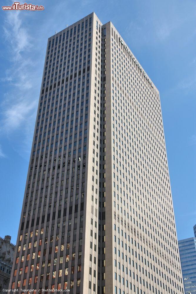 Immagine La Citizens Bank Tower di Pittsburgh, Pennsylvania: con i suoi 256 metri di altezza, è l'ottavo più alto grattacielo della città americana - © Tupungato / Shutterstock.com
