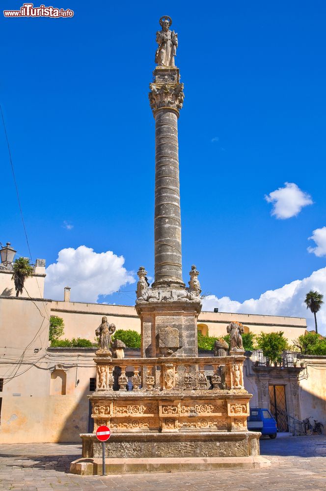 Immagine La Colonna di San Andrea in centro a Presicce in Puglia