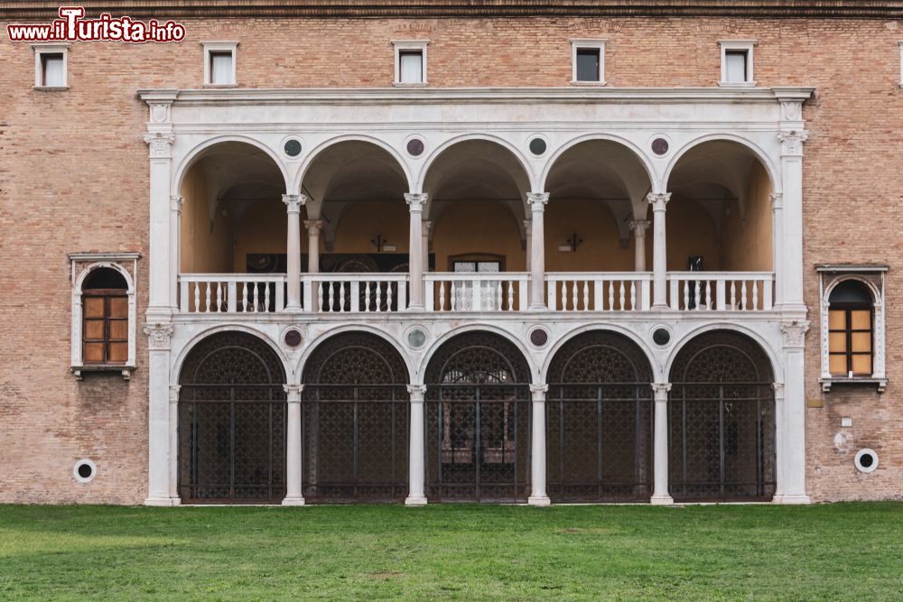 Immagine La facciata del Mar, il Museo d'Arte della della Città di Ravenna, Emilia-Romagna