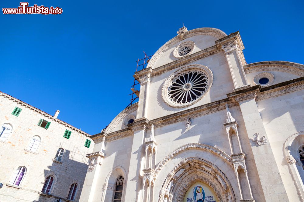 Immagine La facciata della Cattedrale di San Giacomo a SIbenik (Croazia), dichiarata Patrimonio dell'Umanità dall'UNESCO nel 2000.