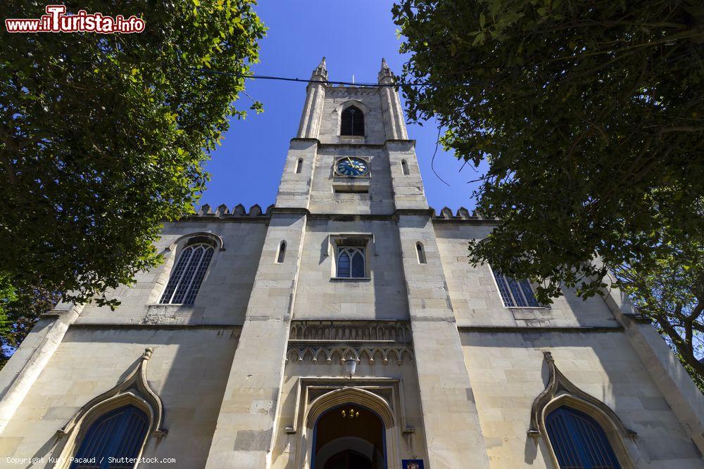 Immagine La facciata della chiesa di San Giovanni Battista a Windsor, Regno Unito.   - © Kurt Pacaud / Shutterstock.com