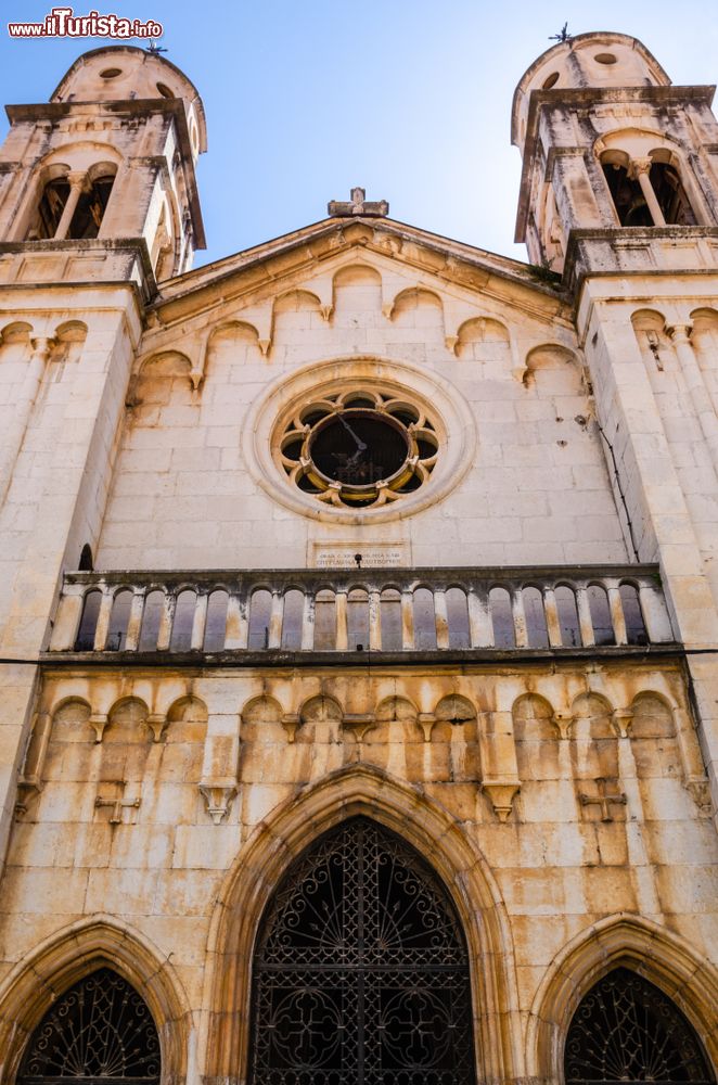 Immagine La facciata della chiesa ortodossa di Hram Svetog Spiridona a Skradin (Croazia).