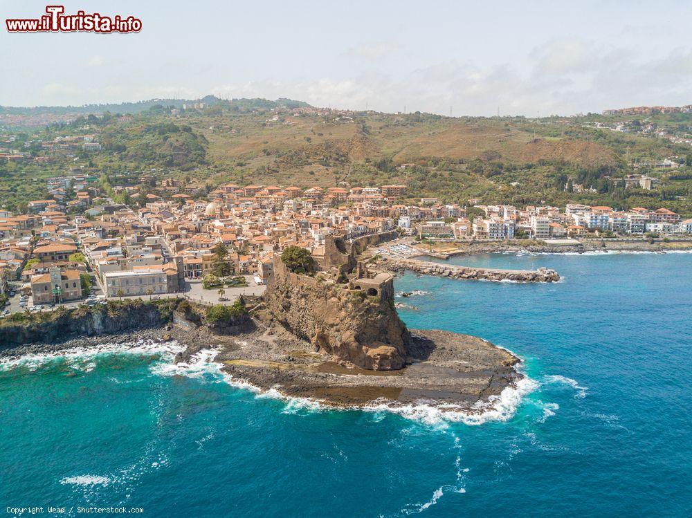 Le foto di cosa vedere e visitare a Aci Castello