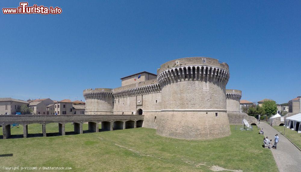Immagine La fortezza di Senigallia, ovvero Rocca Roveresca, eretta dalla famiglia Della Rovere nelle Marche - © D-VISIONS / Shutterstock.com