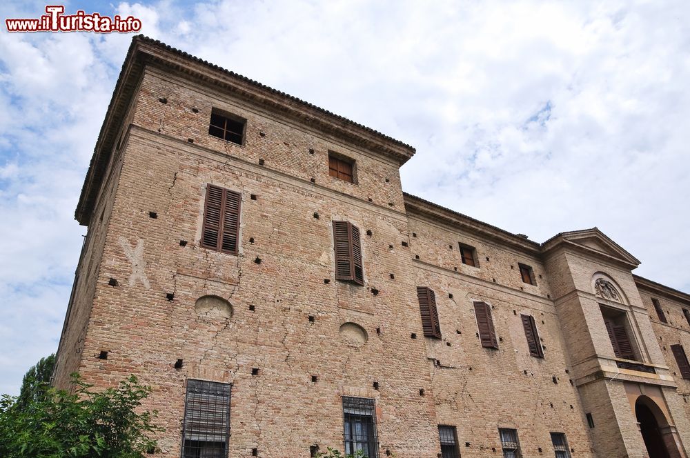 Immagine La fortezza Meli Lupi a Soragna in Emilia-Romagna