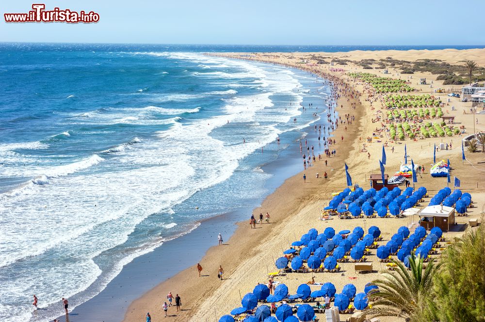 Immagine La grande spiaggia di Playa del Ingles vicino a Maspalomas, Gran Canaria.