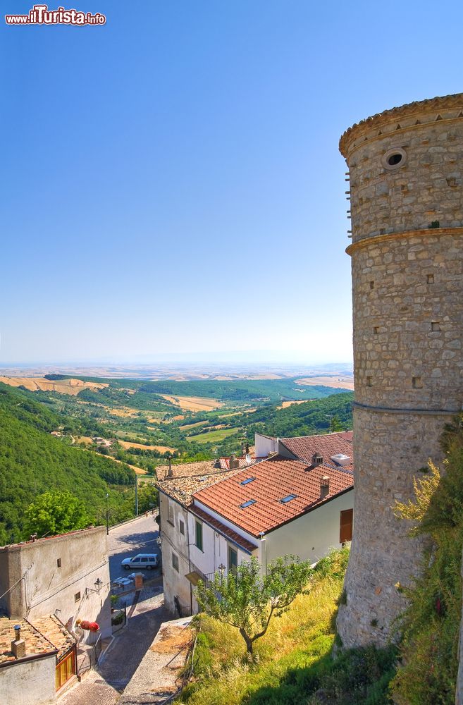 Immagine La grande Torre del centro di Alberona, borgo storico della Puglia