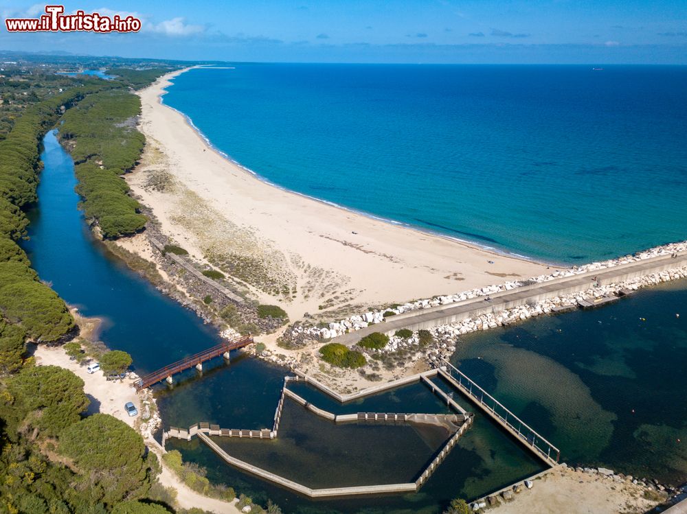 Immagine La lunga spiaggia di Osalla a Dorgali, Golfo di Orosei, Sardegna