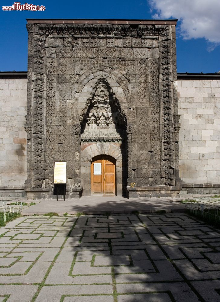 Immagine La Madrassa di Yakutiye, la scuola coranica di Erzurum in Turchia.