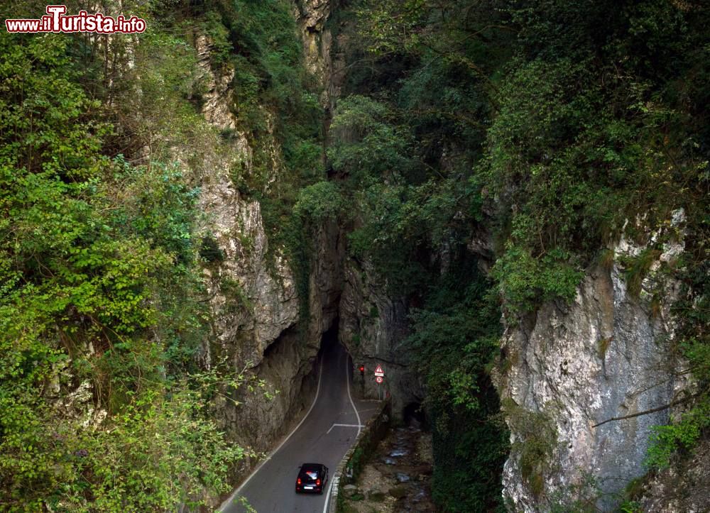 Immagine Una delle strade panoramiche più belle in Italia: la Strada della Forra sul Lago di Garda