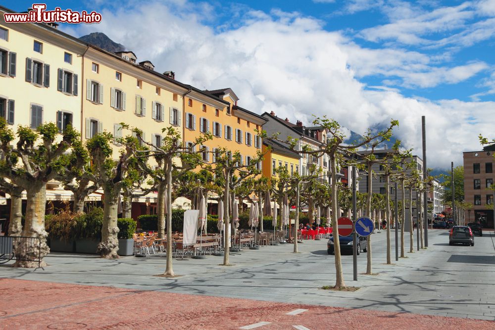 Immagine La piazza centrale di Martigny nel Canton Vallese, in Svizzera