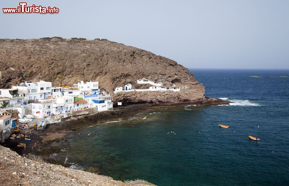 Immagine La più piccola delle due spiagge di Playa de Tufia, pittoresco villaggio sull'isola di Gran Canaria.
