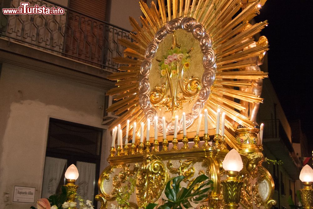 Immagine La processione del Patrono di Biancavilla in Sicilia, la Festa di San Placido.