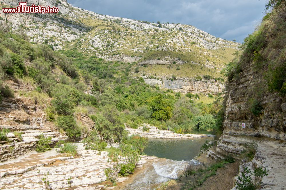 Immagine La riserva naturale di Cava Grande del Cassibile ad Avola in Sicilia