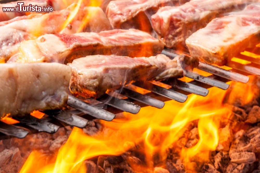 Immagine La Sagra del Maiale a Mondavio: la Festa del Nino di Sant’Andrea di Suasa