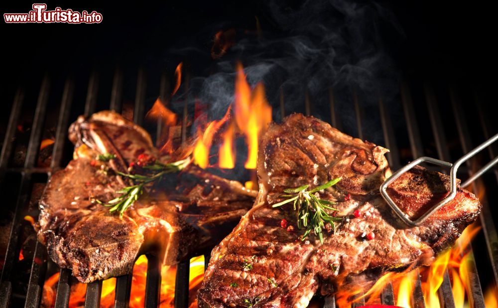 Immagine La Sagra della Bistecca a Pieve Fosciana di Lucca in Toscana