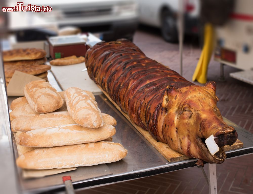 Immagine La sagra della porchetta di Ariccia, vicino a Roma