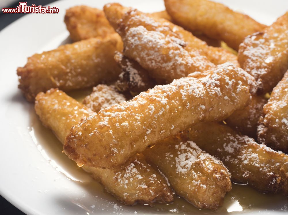 Immagine La Sagra della Sfincia di priescia a Montelepre di Palermo, Sicilia