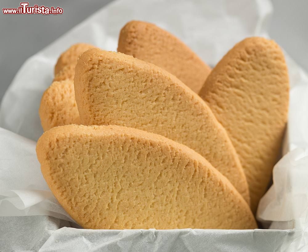 Immagine La Sagra delle Offelle di Parona in Lombardia, il dolce tipico della Lomellina