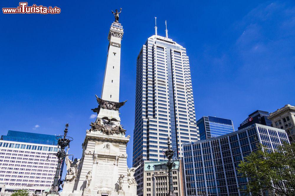 Immagine La skyline di Indianapolis dal Monument Circle, Indiana - © Jonathan Weiss / Shutterstock.com